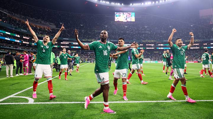 Soccer Football - FIFA World Cup 2026 - Round of 32 - Mexico v Ecuador - Estadio Azteca, Mexico City, Mexico - June 30, 2026 Mexico's Orbelin Pineda, Jesus Gallardo, Johan Vasquez and Julian Quinones celebrate after the match as Mexico qualify for the round of 16 stage of the World Cup REUTERS/Eloisa Sanchez