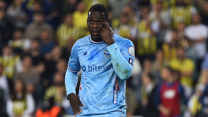 Mario Balotelli deixou o Adana Demirspor
