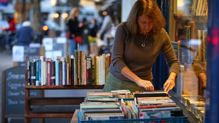 BRITAIN-HEALTH-VIRUS-BOOKS