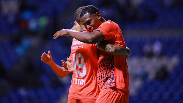 Yoshimar Yotún fue despedido de Cruz Azul en redes sociales