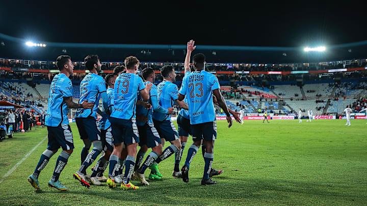 Jugadores del Pachuca celebran un gol. Jugadores del Pachuca celebran un gol.