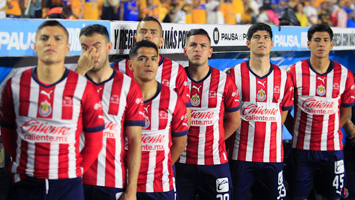 Jugadores de Chivas previo al juego de la final.