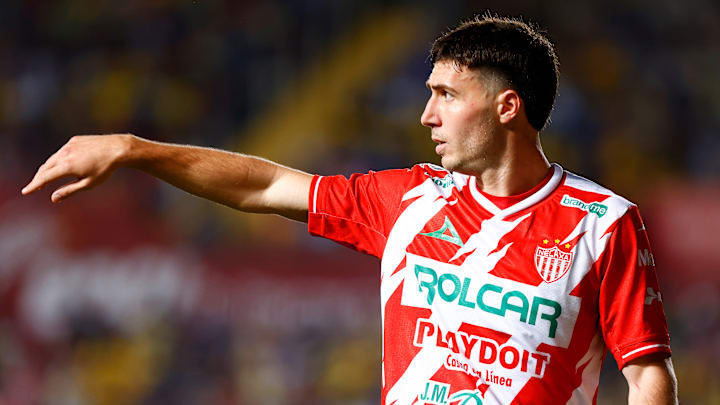 El Necaxa adquirió el pase del mediocampista argentino José Paredela, luego que cumpliera los objetivos planeados. El sudamericano arribó a préstamo desde el River Plate de Argentina. El Necaxa adquirió el pase del mediocampista argentino José Paredela, luego que cumpliera los objetivos planeados. El sudamericano arribó a préstamo desde el River Plate de Argentina.
