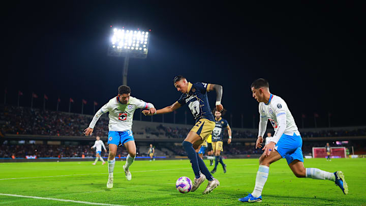 Pumas UNAM v Cruz Azul - Torneo Apertura 2024 Liga MX