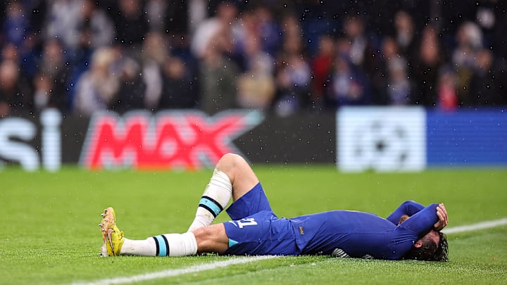 Ben Chilwell verletzt am Boden