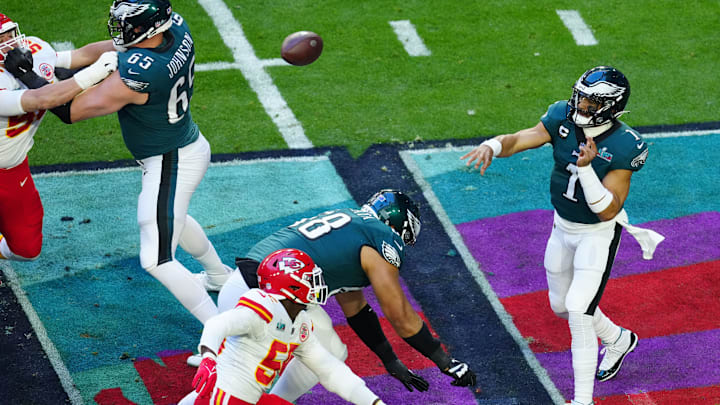 Philadelphia Eagles quarterback Jalen Hurts (1) throws a pass against the Kansas City Chiefs in the first quarter in Super Bowl LVII at State Farm Stadium in Glendale on Feb. 12, 2023 Philadelphia Eagles quarterback Jalen Hurts (1) throws a pass against the Kansas City Chiefs in the first quarter in Super Bowl LVII at State Farm Stadium in Glendale on Feb. 12, 2023