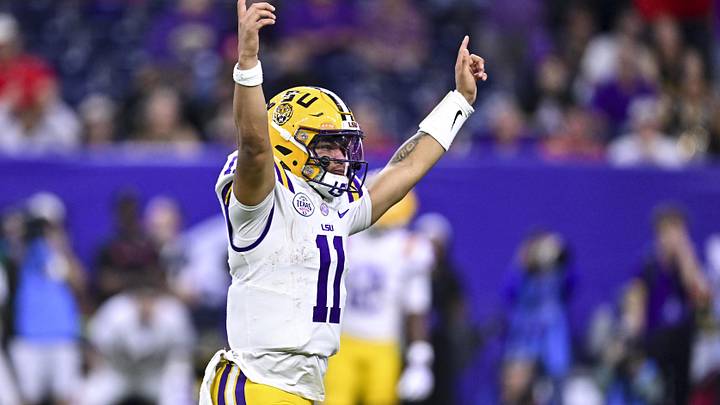 Michael Van Buren is in the mix to be USF's starting quarterback after transferring from LSU Michael Van Buren is in the mix to be USF's starting quarterback after transferring from LSU