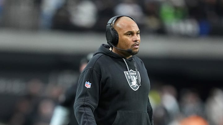Jan 5, 2025; Paradise, Nevada, USA; Las Vegas Raiders coach Antonio Pierce watches from the sidelines against the Los Angeles Chargers in the first half at Allegiant Stadium. Mandatory Credit: Kirby Lee-Imagn Images Jan 5, 2025; Paradise, Nevada, USA; Las Vegas Raiders coach Antonio Pierce watches from the sidelines against the Los Angeles Chargers in the first half at Allegiant Stadium. Mandatory Credit: Kirby Lee-Imagn Images
