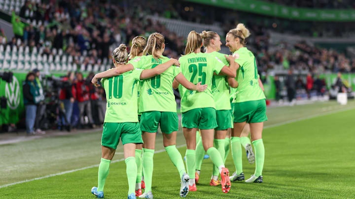 Die Wolfsburg Frauen sind zum Jahresabschluss in Lyon gefordert Die Wolfsburg Frauen sind zum Jahresabschluss in Lyon gefordert