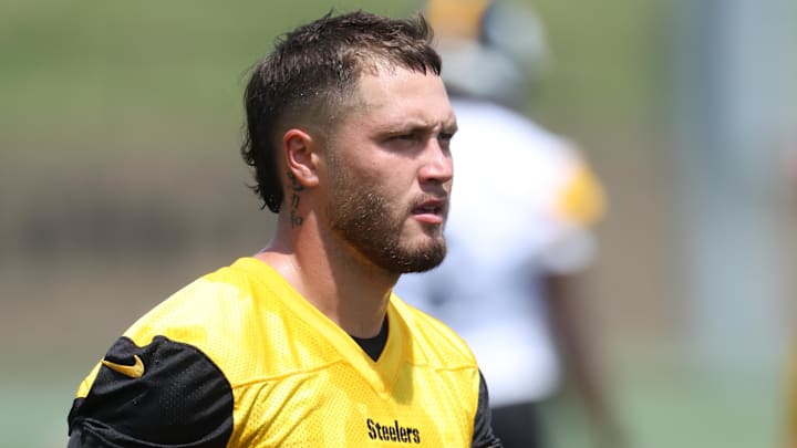 Pittsburgh Steelers linebacker Nick Herbig (51)