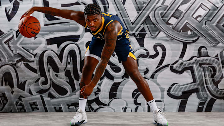 Indiana Pacers guard Kam Jones (7)