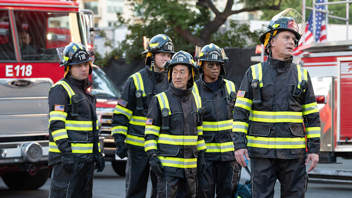 9-1-1 -ÒWannabesÓ - Things get messy for the 118 following a massive pipe explosion. Meanwhile, Athena investigates the brutal beating of a man found behind a grocery store, and BobbyÕs working relationship with Brad from ÒHOT SHOTSÓ just got a little more intimate. THURSDAY, NOV. 21 (8:00-9:00 p.m. EST) on ABC.
RYAN GUZMAN, OLIVER STARK, KENNETH CHOI, AISHA HINDS, PETER KRAUSE
