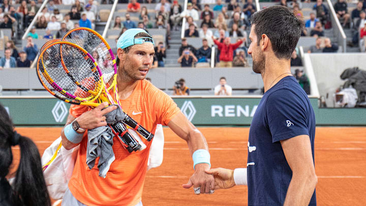 Djokovic y Nadal compartiendo pista de entrenamiento en Roland Garros