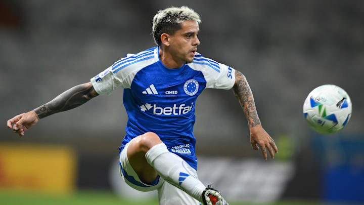 Fagner se lesionou em partida contra o CRB, pela Copa do Brasil Fagner se lesionou em partida contra o CRB, pela Copa do Brasil