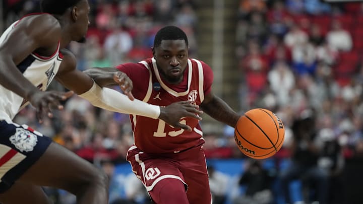 Mar 21, 2025; Raleigh, NC, USA;  Oklahoma Sooners guard Duke Miles (15) controls the ball during the first half against Connecticut Huskies at Lenovo Center. Mandatory Credit: Bob Donnan-Imagn Images