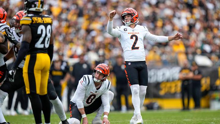 Cincinnati Bengals place kicker Evan McPherson (2) kicks an extra point in the fourth quarter of the NFL Week 3 game between the Pittsburgh Steelers and the Cincinnati Bengals at Acrisure Stadium in Pittsburgh on Sunday, Sept. 27, 2026. The Bengals fell to 2-1 on the season with a 30-27 loss on the road.