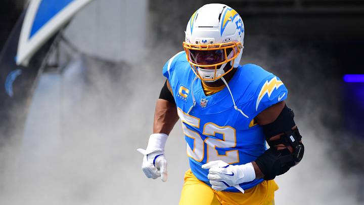 Los Angeles Chargers linebacker Khalil Mack (52) is introduced prior to the game against the Las Vegas Raiders at SoFi Stadium. Mandatory Credit: Gary A. Vasquez-Imagn Images Los Angeles Chargers linebacker Khalil Mack (52) is introduced prior to the game against the Las Vegas Raiders at SoFi Stadium. Mandatory Credit: Gary A. Vasquez-Imagn Images