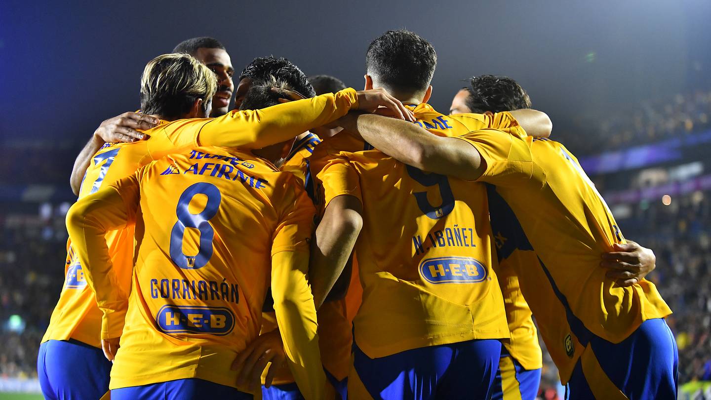 La posible alineación titular de Tigres vs Atlas en la Jornada 6 del ...