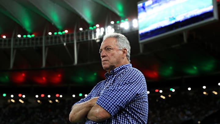 Abel comentou sobre os protestos realizados no centro de treinamentos do Flamengo