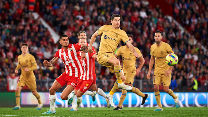 Com Lewandowski, Barça tenta acabar com sequência negativa. 