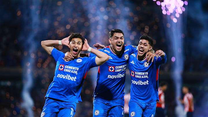 Cruz Azul v Chivas - Playoffs Torneo Apertura 2025 Liga MX