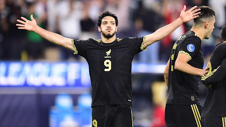 Raúl Jiménez sigue aumentando su cuota goleadora en la selección mexicana 