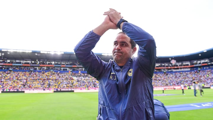 André Jardine, América. André Jardine, América.