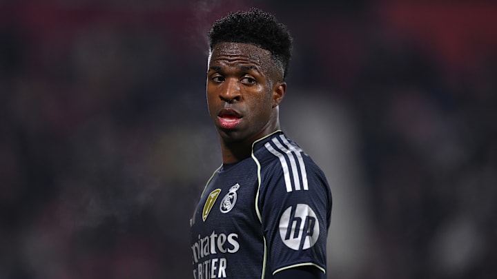 Vinícius Júnior segue com futuro incerto no Real Madrid