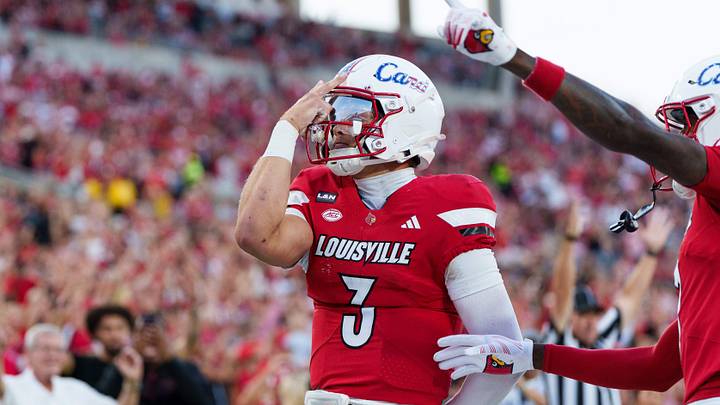 Louisville is favored against SMU in Week 3 of the college football season.