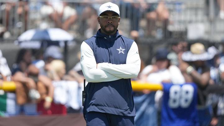Dallas Cowboys defensive coordinator Christian Parker at training camp at River Ridge Playing Fields. Mandatory Credit: Kirby Lee-Imagn Images Dallas Cowboys defensive coordinator Christian Parker at training camp at River Ridge Playing Fields. Mandatory Credit: Kirby Lee-Imagn Images