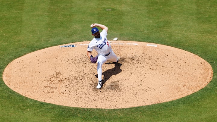 Milwaukee Brewers v Los Angeles Dodgers Milwaukee Brewers v Los Angeles Dodgers