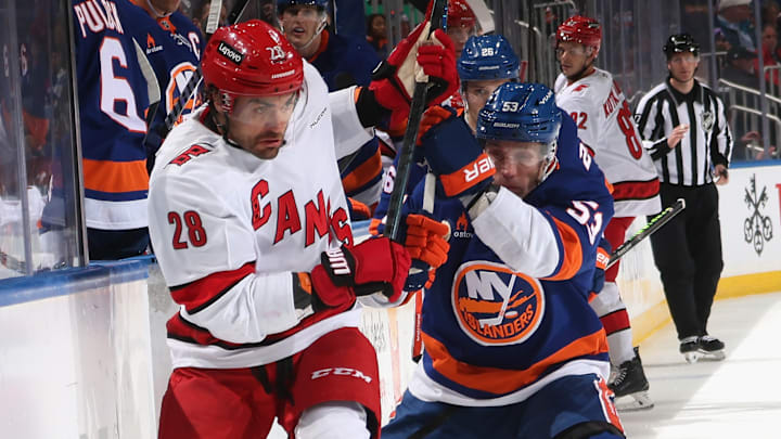 Carolina Hurricanes v New York Islanders