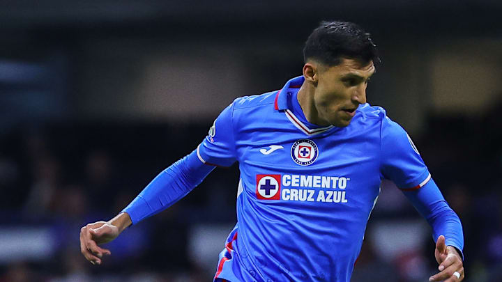 Jordan Silva  con Cruz Azul 