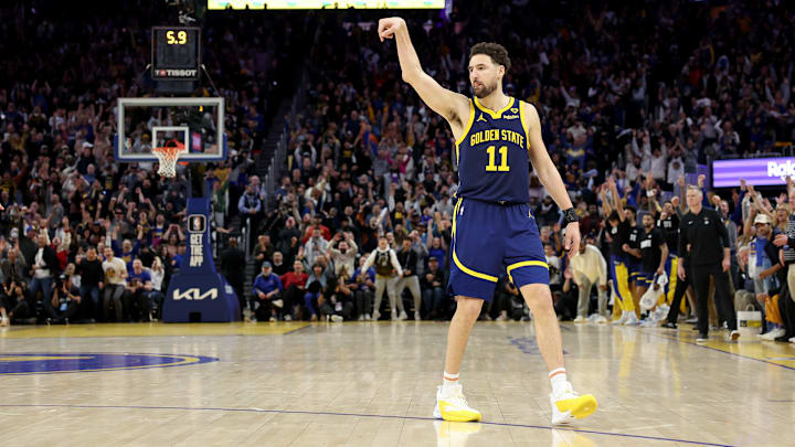 Los Angeles Lakers v Golden State Warriors