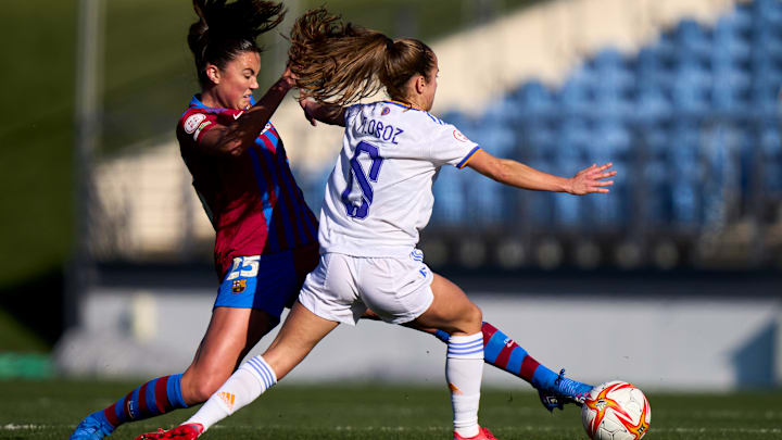 Real Madrid v Barcelona - Primera Division Femenina