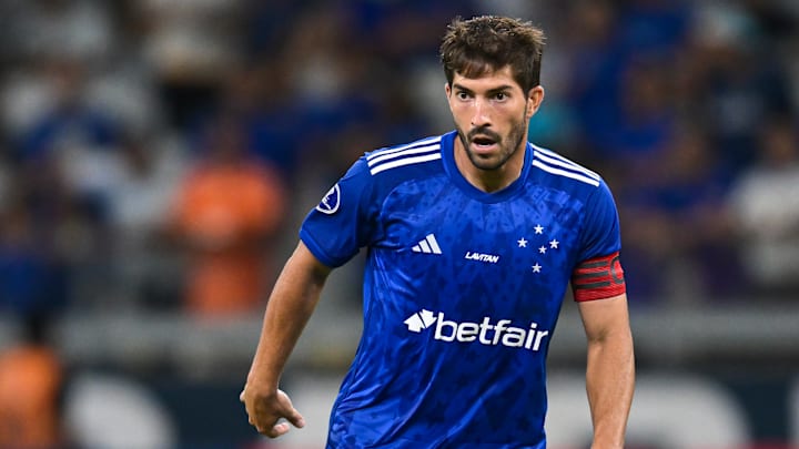 Lucas Silva vem fazendo uma temporada ruim pelo Cruzeiro Lucas Silva vem fazendo uma temporada ruim pelo Cruzeiro