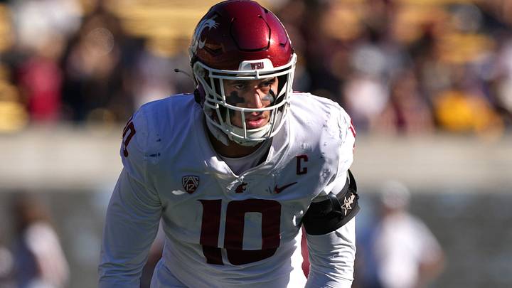 Nov 11, 2023; Berkeley, California, USA; Washington State Cougars defensive end Ron Stone Jr. (10) lines up against the California Golden Bears during the second quarter at California Memorial Stadium. Mandatory Credit: Darren Yamashita-USA TODAY Sports Nov 11, 2023; Berkeley, California, USA; Washington State Cougars defensive end Ron Stone Jr. (10) lines up against the California Golden Bears during the second quarter at California Memorial Stadium. Mandatory Credit: Darren Yamashita-USA TODAY Sports