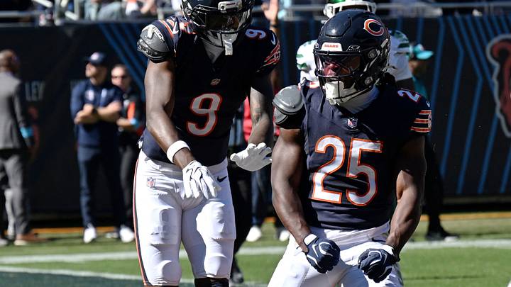 Chicago Bears running back Kyle Monangai (25) celebrates with wide receiver Jahdae Walker (9) after scoring a touchdown during the first quarter against the New York Jets at Soldier Field. Mandatory Credit: Matt Marton-Imagn Images Chicago Bears running back Kyle Monangai (25) celebrates with wide receiver Jahdae Walker (9) after scoring a touchdown during the first quarter against the New York Jets at Soldier Field. Mandatory Credit: Matt Marton-Imagn Images