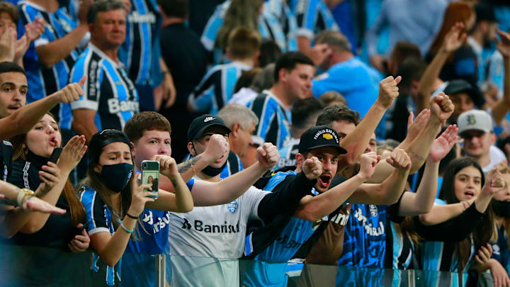 Torcedor terá que pagar R$ 359,90 pela camisa oficial