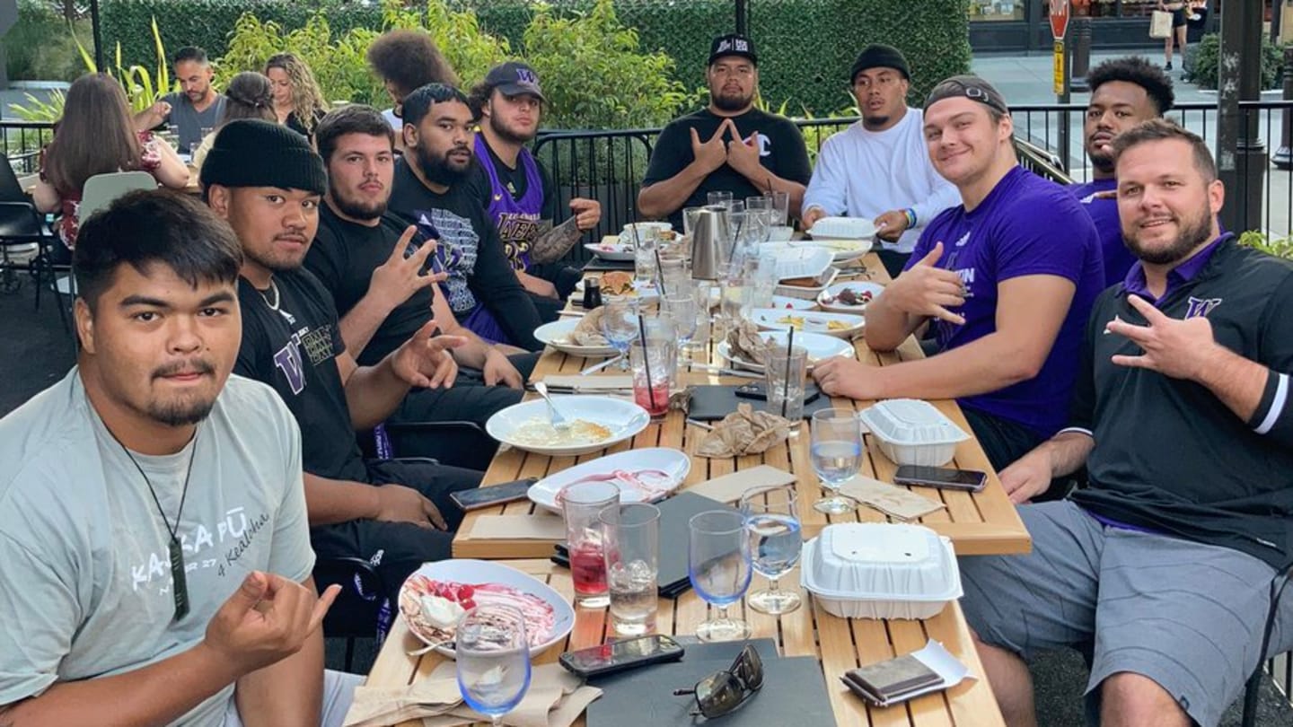 Ducks Add Former UW Defensive Line Coach to Staff