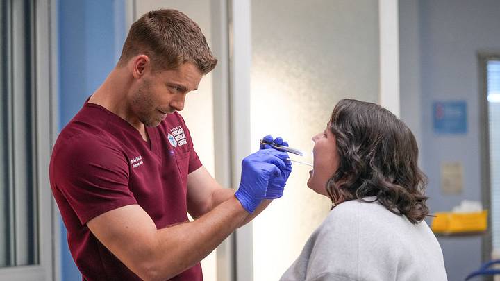 CHICAGO MED -- "Third Rails" Episode 1202 -- Pictured: (l-r) Luke Mitchell as Dr. Mitch Ripley, B.K. Cannon as Ellen 