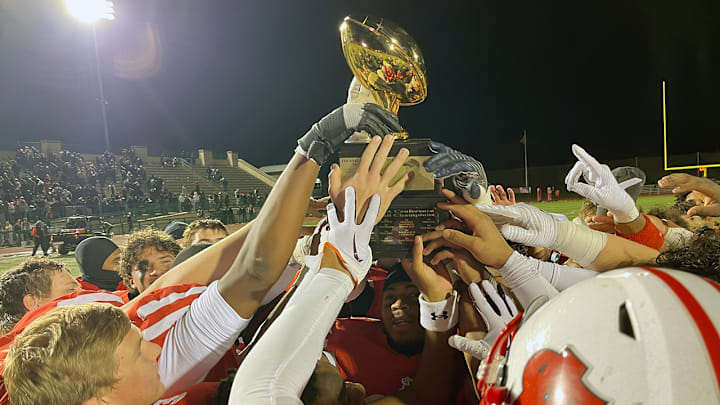 Archbishop Spalding captured its third straight MIAA A Conference championship on Saturday, completing a 12-0 season and clinching the top spot in the Maryland state rankings for the first time.