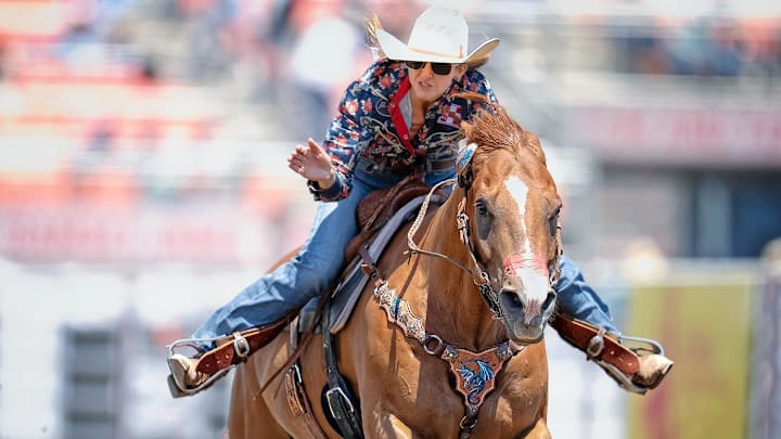 Halyn Lide and Jettin Ta Heaven Halyn Lide and Jettin Ta Heaven