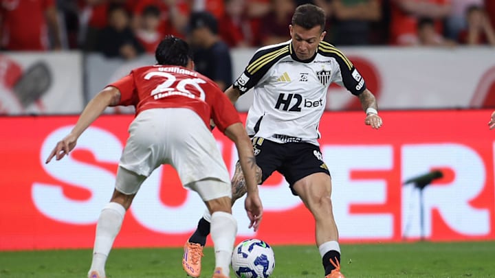 Atlético-MG e Internacional se encontram no gramado da Arena MRV