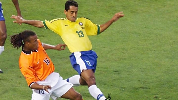 Zé Carlos se aposentou dos gramados em 2005