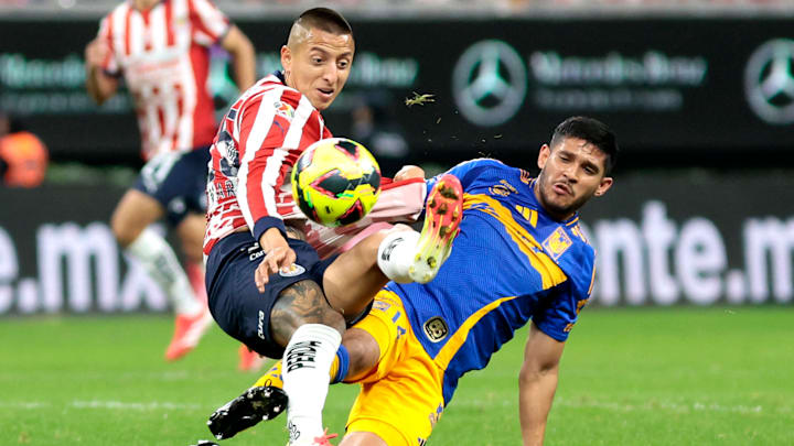 TOPSHOT-FBL-MEX-GUADALAJARA-TIGRES