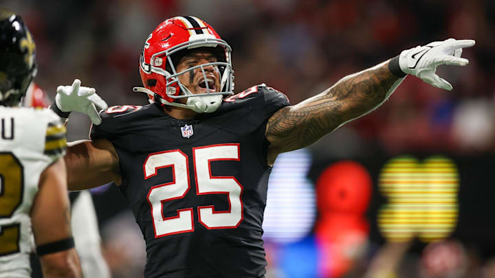 Nov 26, 2023; Atlanta, Georgia, USA; Atlanta Falcons running back Tyler Allgeier (25) reacts after a