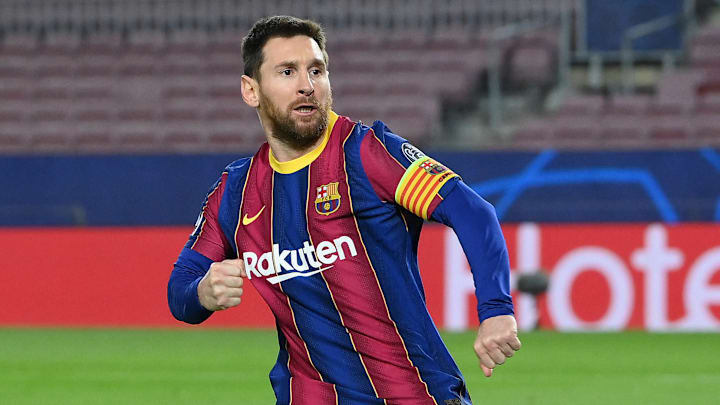 Lionel Messi receberá valores pendentes do Barcelona nesta segunda-feira (30) Lionel Messi receberá valores pendentes do Barcelona nesta segunda-feira (30)