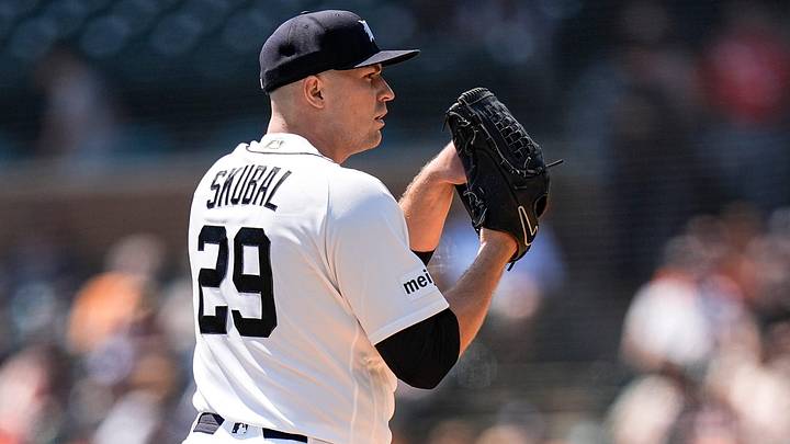Detroit Tigers pitcher Tarik Skubal (29) throws against Milwaukee Brewers during the first inning at Comerica Park in Detroit on Thursday, April 23, 2026.