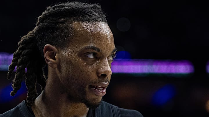 Jan 24, 2025; Philadelphia, Pennsylvania, USA; Cleveland Cavaliers guard Darius Garland (10) looks on during the second quarter against the Philadelphia 76ers at Wells Fargo Center. Mandatory Credit: Bill Streicher-Imagn Images Jan 24, 2025; Philadelphia, Pennsylvania, USA; Cleveland Cavaliers guard Darius Garland (10) looks on during the second quarter against the Philadelphia 76ers at Wells Fargo Center. Mandatory Credit: Bill Streicher-Imagn Images